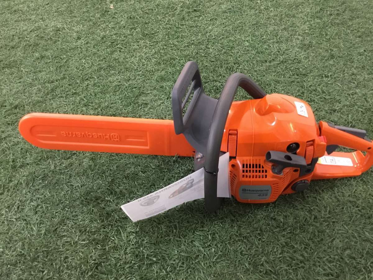Husqvarna 435 Chainsaw (Part-Time Use)